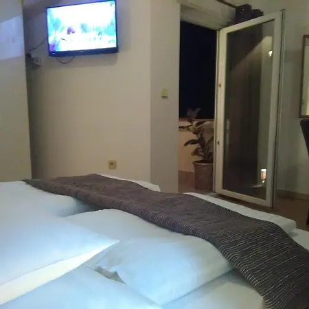 Garfild 2 Pensjonat 3*