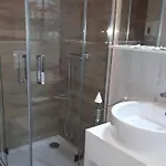 Garfild 2 Гостевой дом Нови-Винодолски
