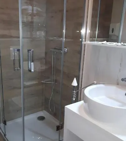 Garfild 2 Гостевой дом Нови-Винодолски