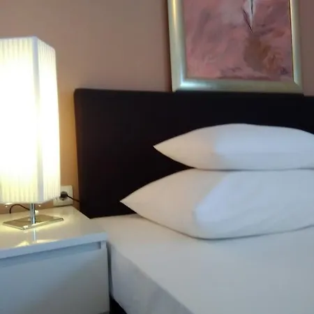 Garfild 2 Гостевой дом Нови-Винодолски