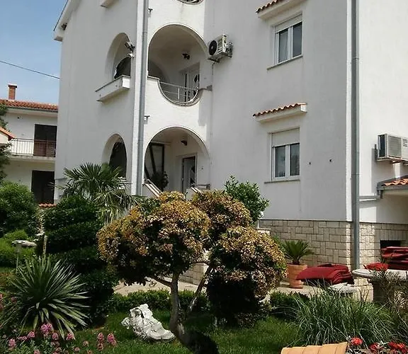 Guest house Garfild 2