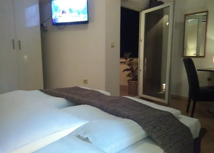 Garfild 2 Guest house 3*